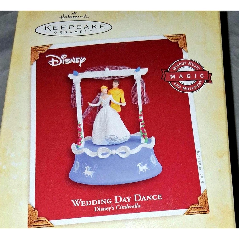 New Hallmark 2005 Cinderella Wedding Day Dance Ornament Disney Music Motion